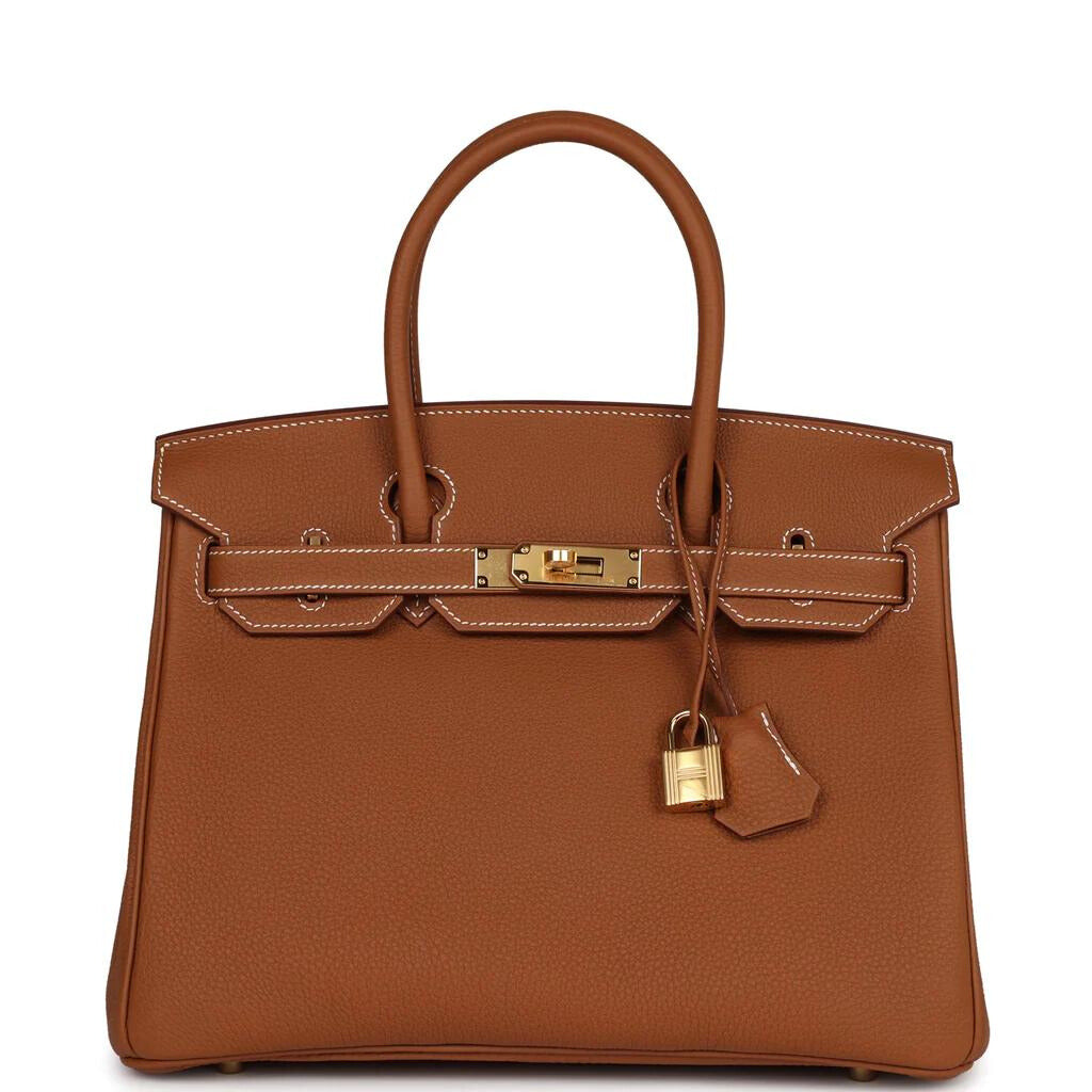 Céline Gold 30 close